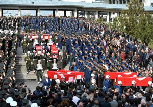 Türkiye Şehitlerine Ağlıyor!